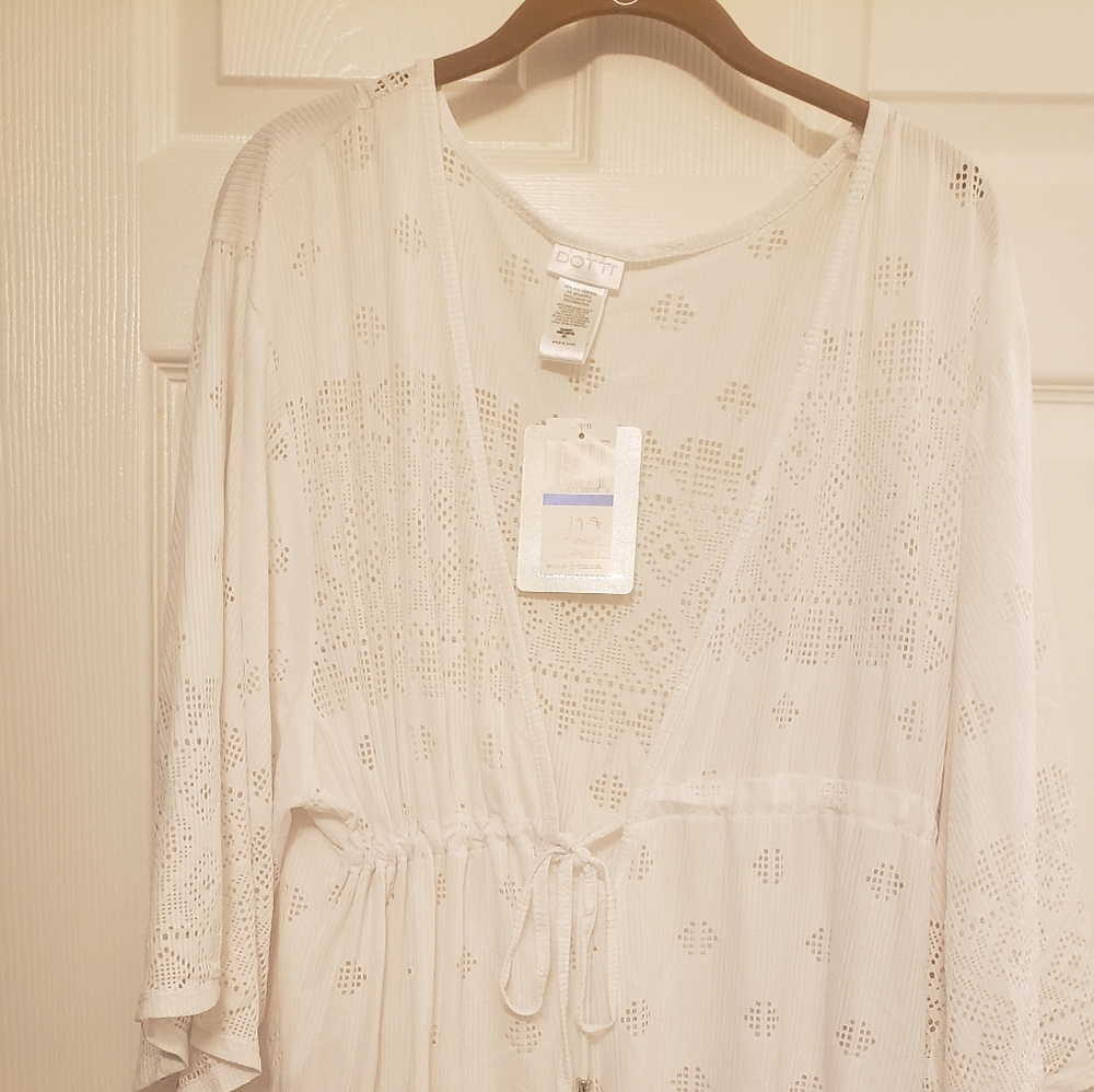 Dottie white cover up